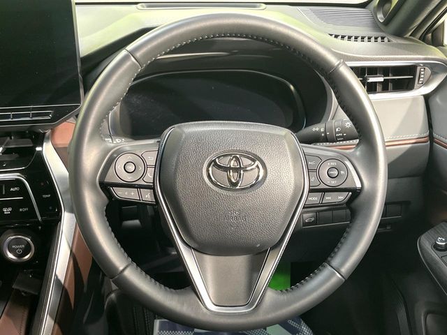 TOYOTA HARRIER HYBRID 2024