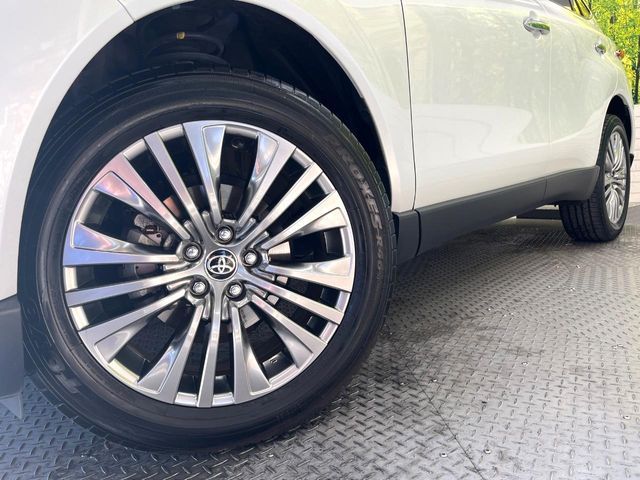 TOYOTA HARRIER HYBRID 2024