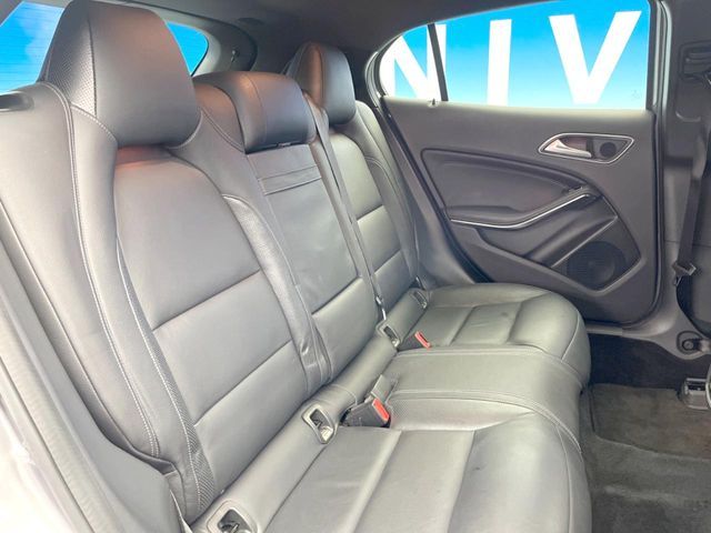 MERCEDES BENZ MERCEDES BENZ GLA class 2016