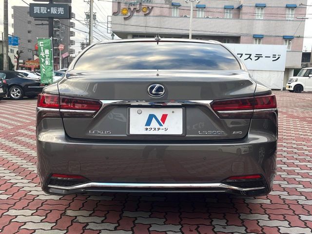 TOYOTA LEXUS LS500h 4WD 2017