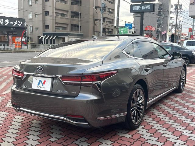TOYOTA LEXUS LS500h 4WD 2017