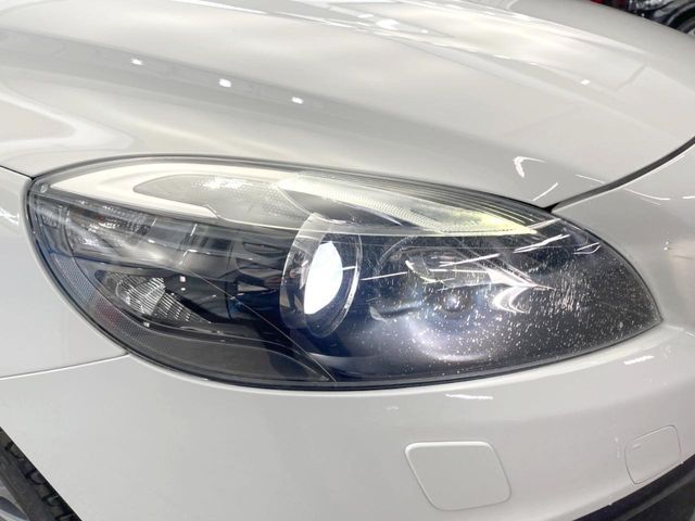 VOLVO VOLVO V40 CROSS COUNTRY 2015