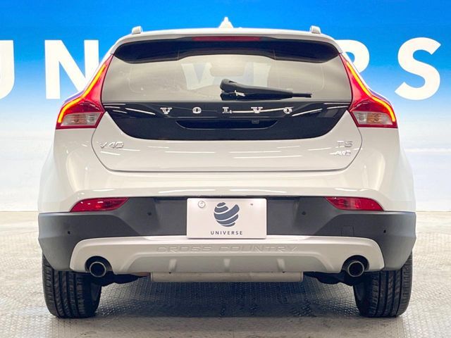 VOLVO VOLVO V40 CROSS COUNTRY 2015