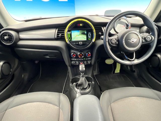 BMW BMW MINI COOPER D 2017