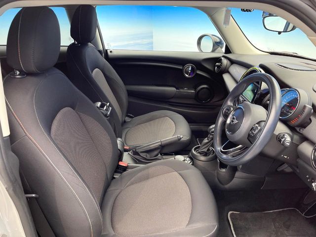 BMW BMW MINI COOPER D 2017