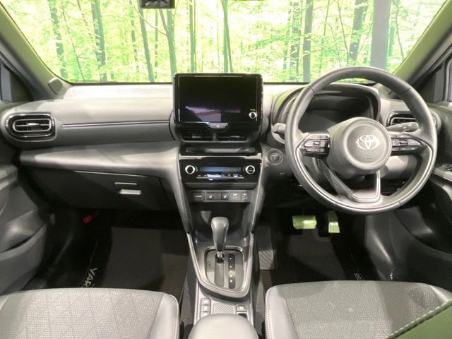 TOYOTA YARIS CROSS HYBRID 2024