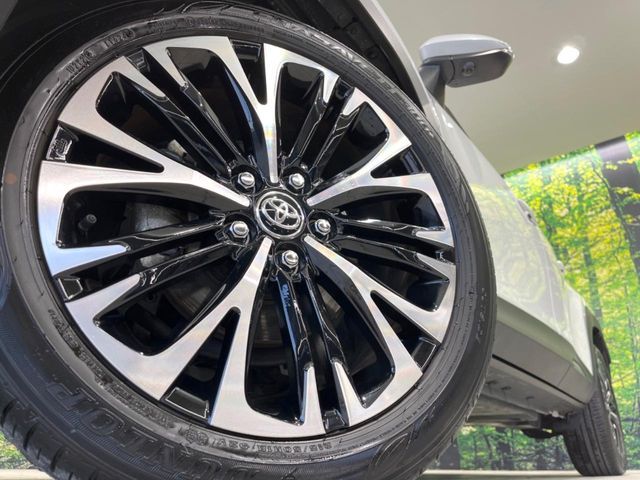 TOYOTA YARIS CROSS HYBRID 2024