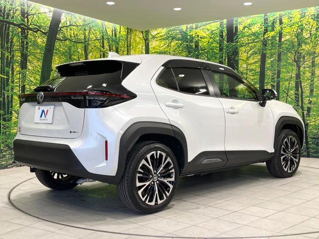TOYOTA YARIS CROSS HYBRID 2024