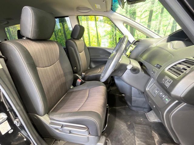 NISSAN SERENA  S-HYBRID 2014