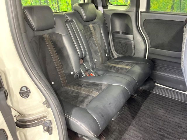 HONDA N BOX CUSTOM 2017