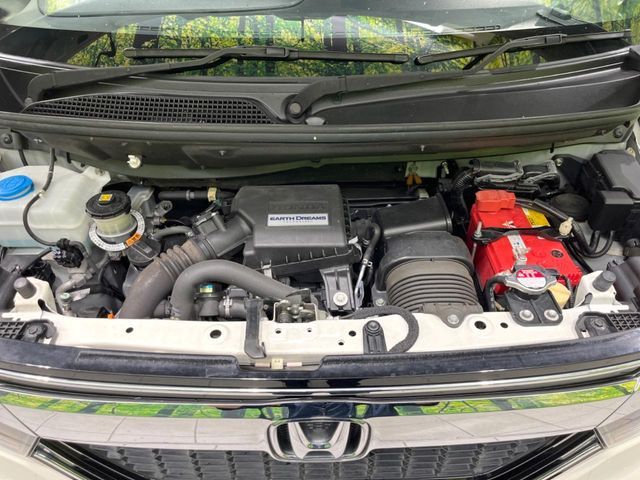 HONDA N BOX CUSTOM 2017