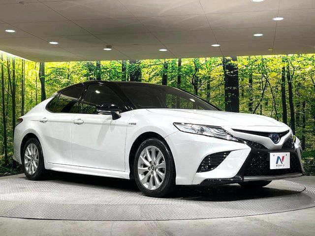 TOYOTA CAMRY HYBRID 2019