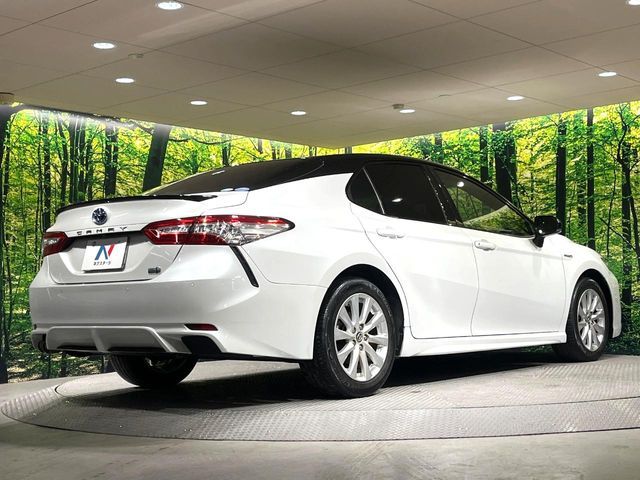 TOYOTA CAMRY HYBRID 2019