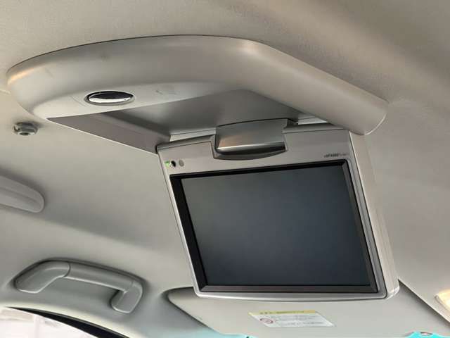 TOYOTA VELLFIRE 4WD 2011