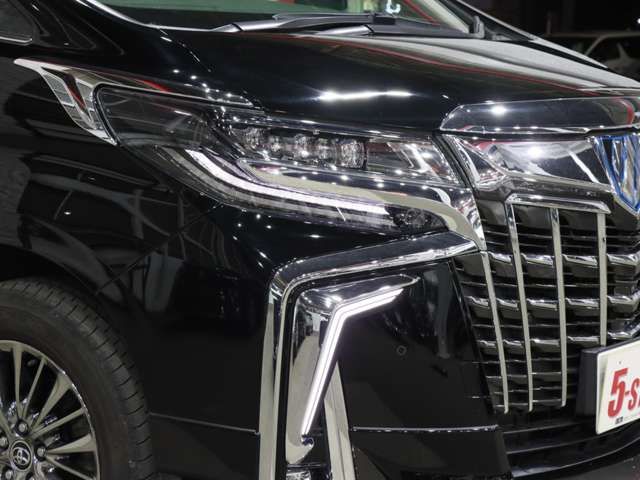 TOYOTA ALPHARD hybrid 4WD 2019