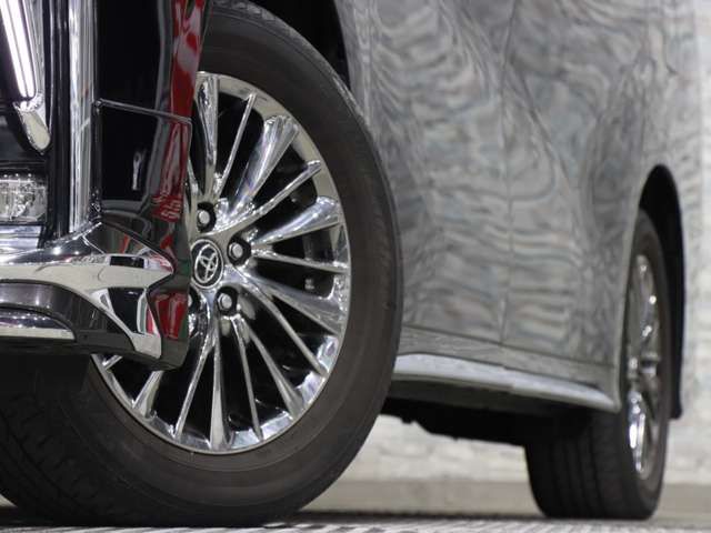 TOYOTA ALPHARD hybrid 4WD 2019