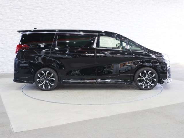 TOYOTA ALPHARD 2021