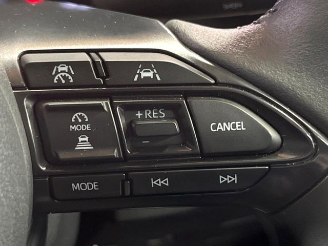 TOYOTA YARIS CROSS HYBRID 2025