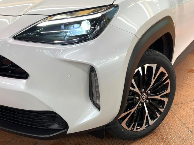 TOYOTA YARIS CROSS HYBRID 2025