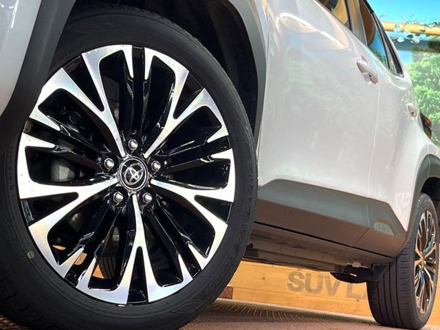 TOYOTA YARIS CROSS HYBRID 2025