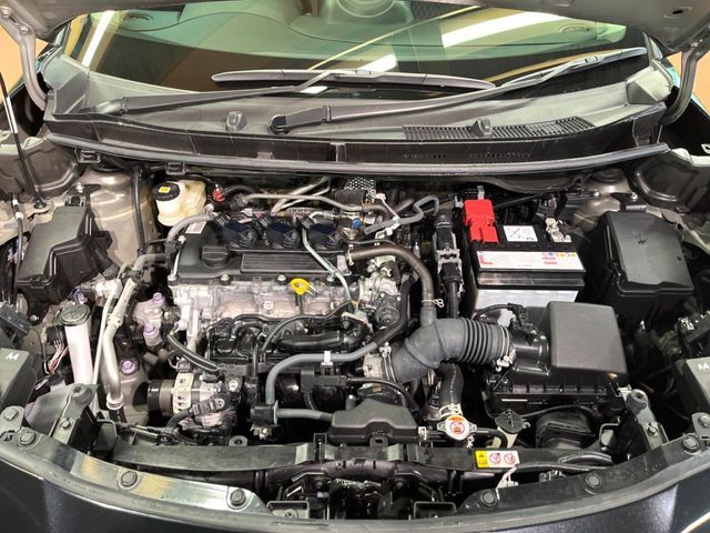 TOYOTA YARIS CROSS 2025