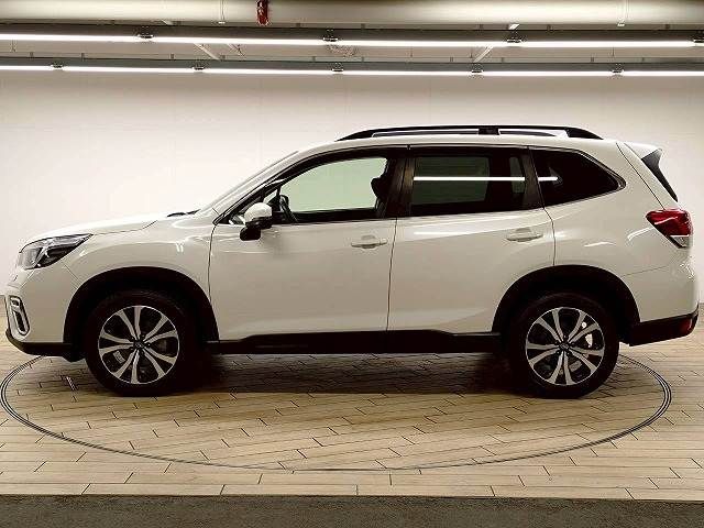 SUBARU FORESTER 2019