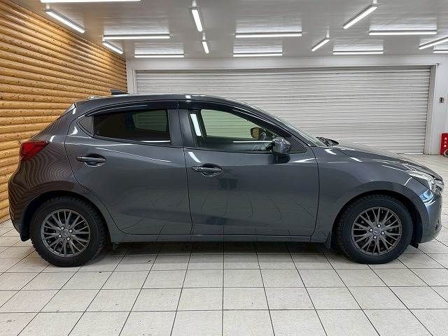 MAZDA DEMIO 2014
