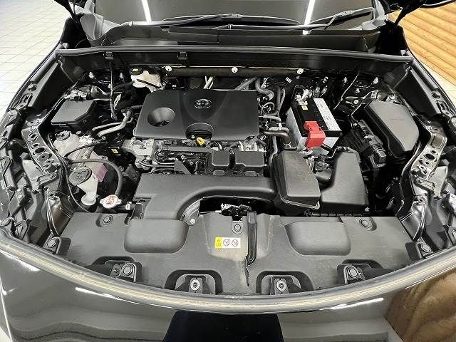 TOYOTA HARRIER 2WD 2024