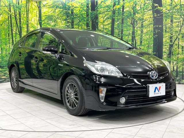 TOYOTA PRIUS 2013