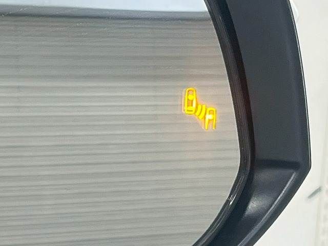 TOYOTA HARRIER 2WD 2024