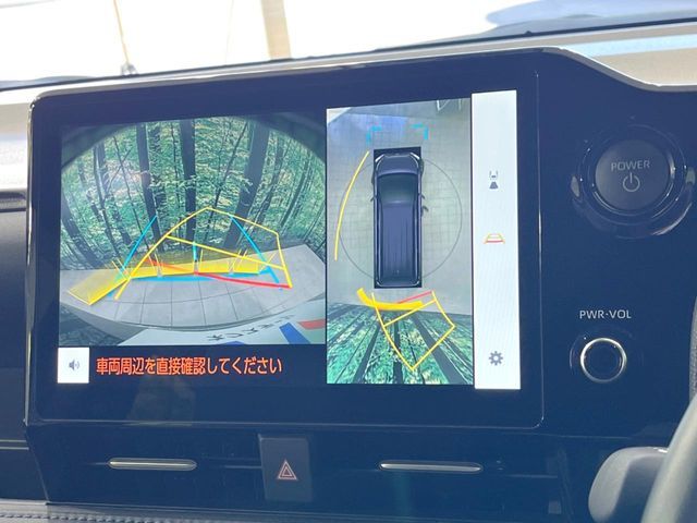 TOYOTA VOXY HYBRID 2024