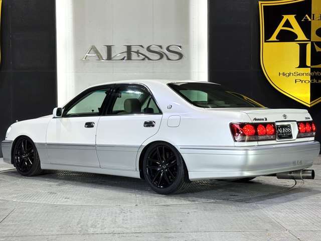 TOYOTA CROWN sedan 2000