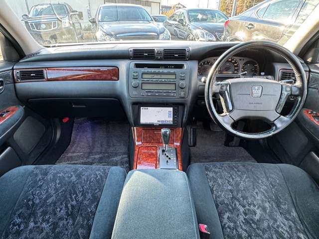 TOYOTA CROWN sedan 2003