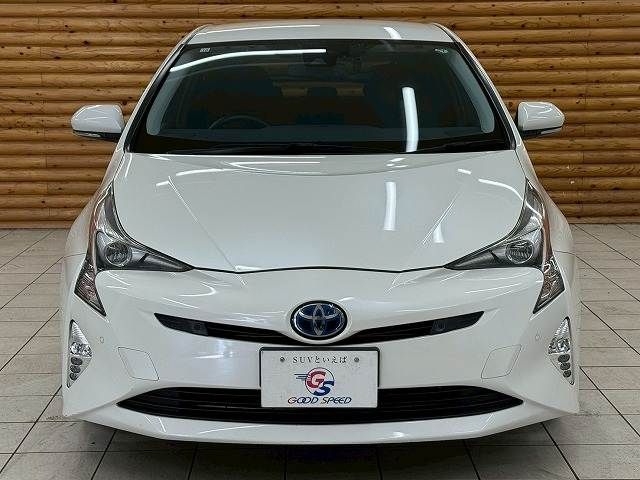 TOYOTA PRIUS 2016