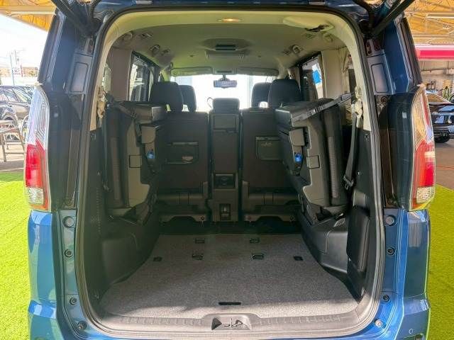 NISSAN SERENA  S-HYBRID 2017