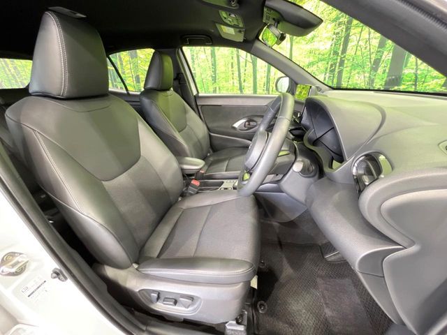 TOYOTA YARIS CROSS HYBRID 2025