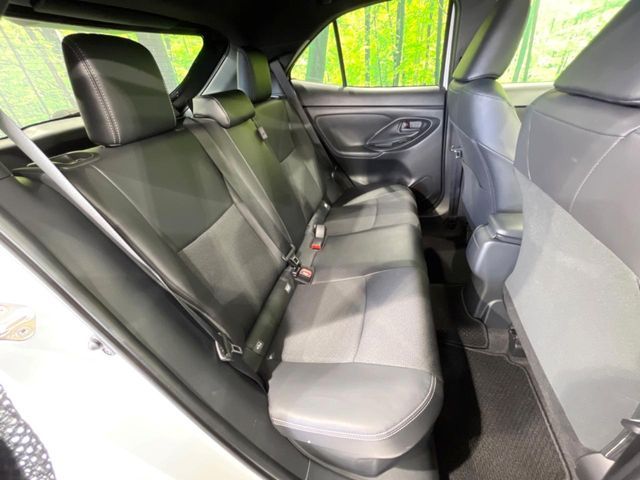 TOYOTA YARIS CROSS HYBRID 2025