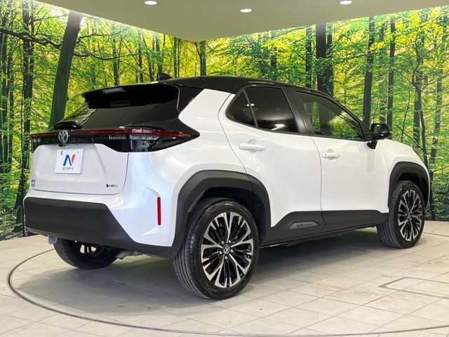 TOYOTA YARIS CROSS HYBRID 2025