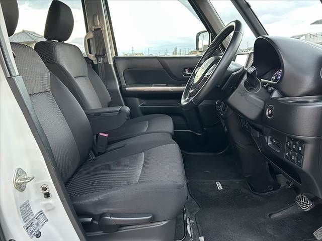 SUZUKI Spacia custom Z 2017