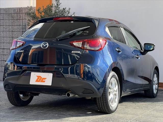 MAZDA DEMIO 2015