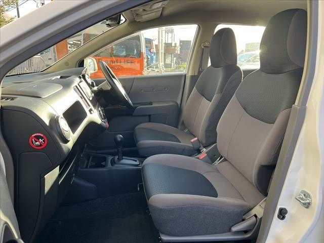 NISSAN NV150 AD 2WD 2017