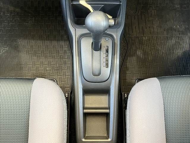 NISSAN NV150 AD 2WD 2017