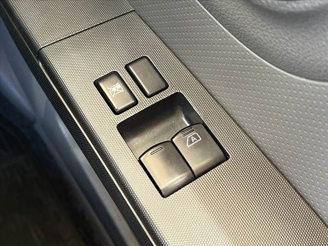 NISSAN NV150 AD 2WD 2017