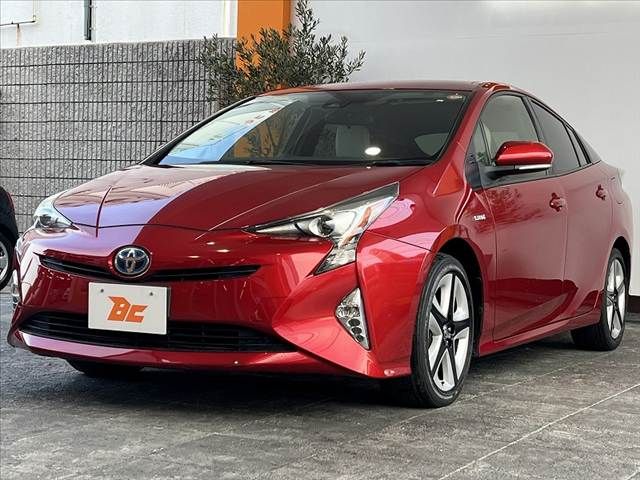 TOYOTA PRIUS 2017