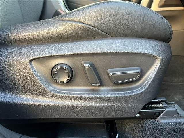 TOYOTA COROLLA CROSS HYBRID 2023