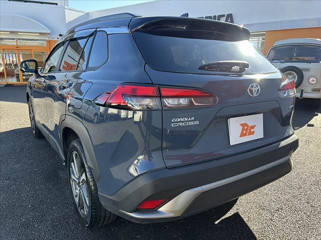 TOYOTA COROLLA CROSS HYBRID 2025