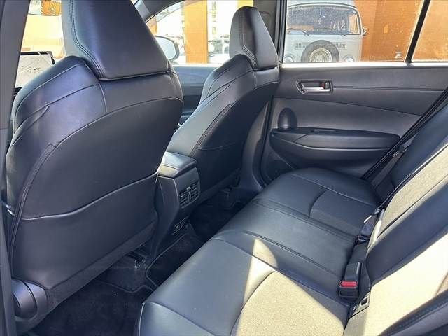 TOYOTA COROLLA CROSS HYBRID 2025