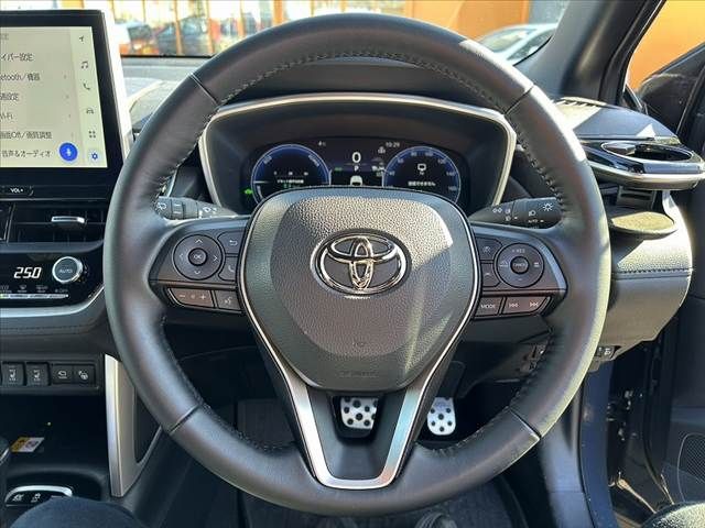 TOYOTA COROLLA CROSS HYBRID 2025