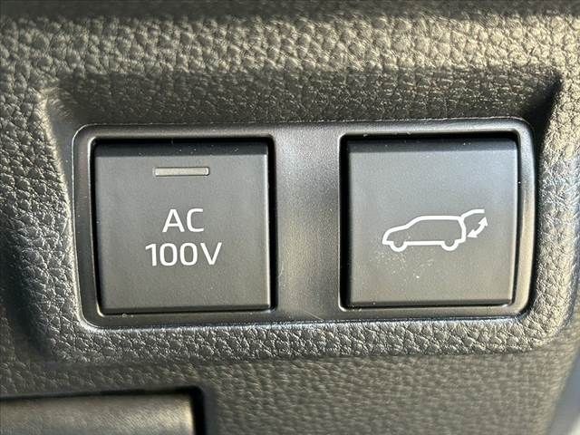 TOYOTA COROLLA CROSS HYBRID 2025