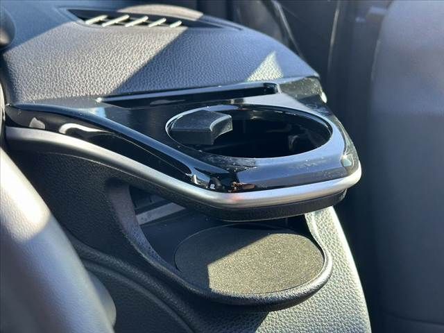 TOYOTA COROLLA CROSS HYBRID 2025